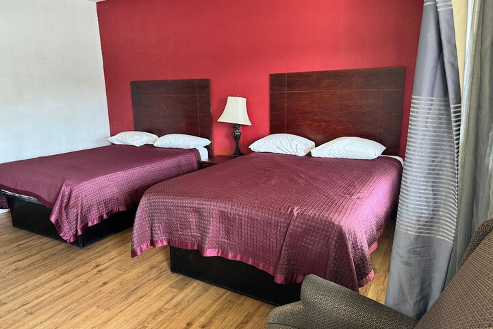City Double Room (16 of 17)