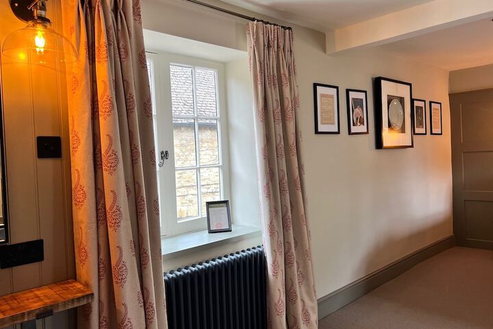 Room 35 of 93