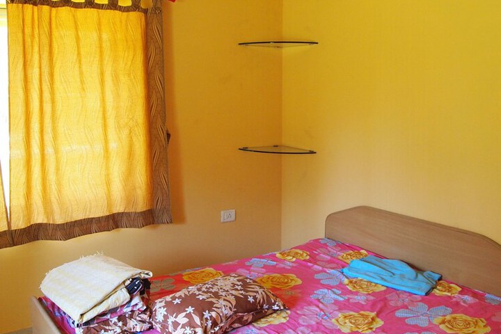Room 8 of 37