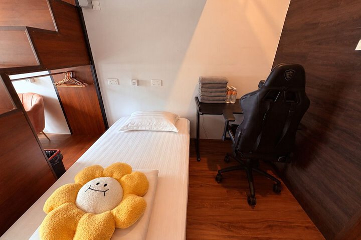 Room 48 of 121