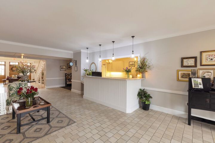 Hotel Interior 19 of 192