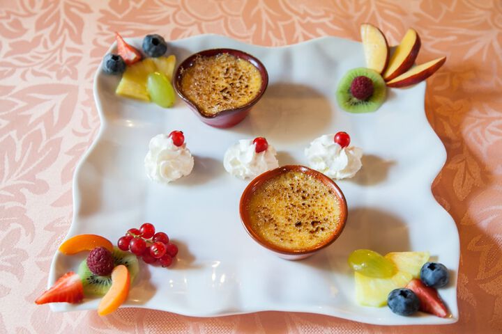 Dining Photos