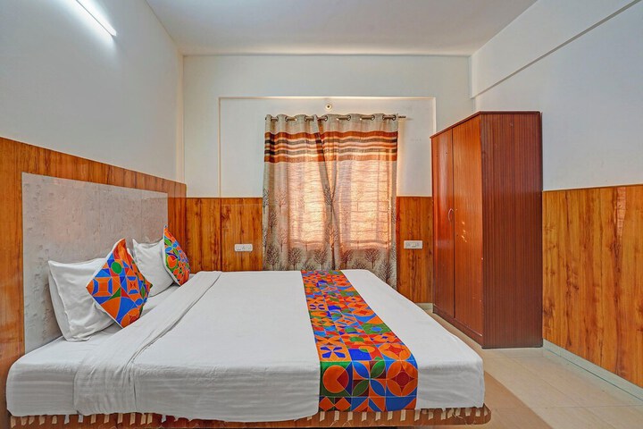 Room 22 of 28