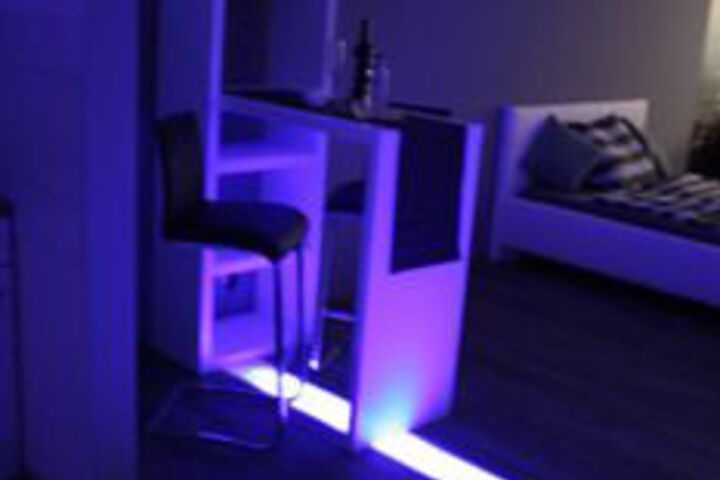 Room 28 of 46