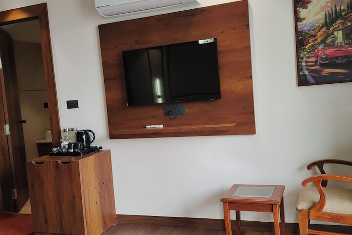 Room 20 of 30