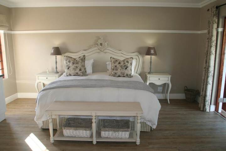 Room 12 of 54
