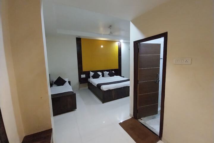 Room 18 of 38