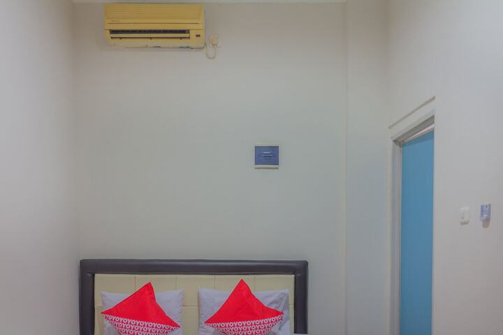 Room 18 of 39