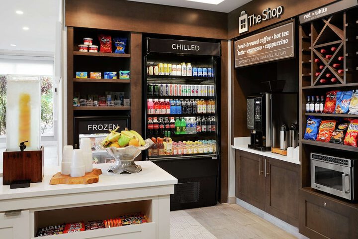 Snack bar