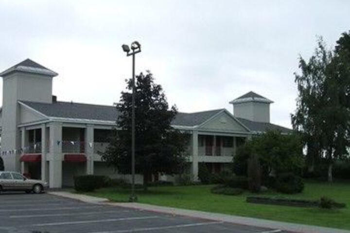 Property Grounds 9 of 12