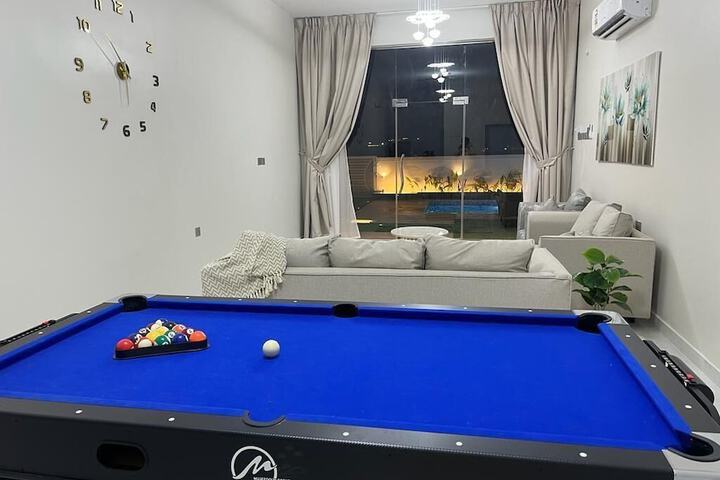 Room 19 of 35