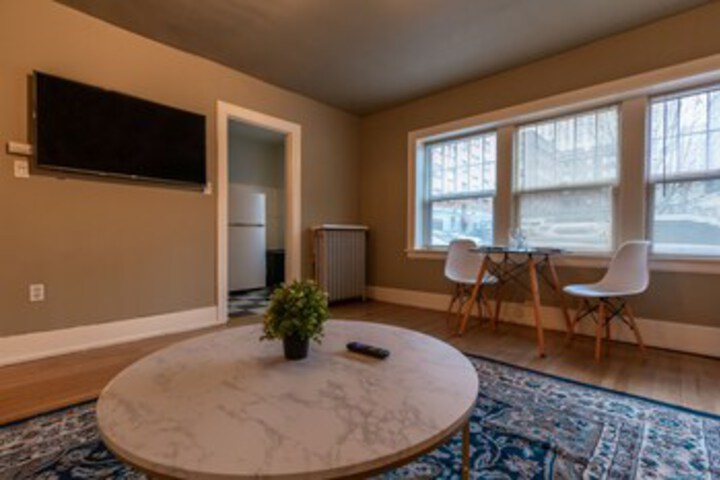 Room 9 of 20