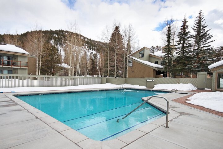 Pool 14 of 23