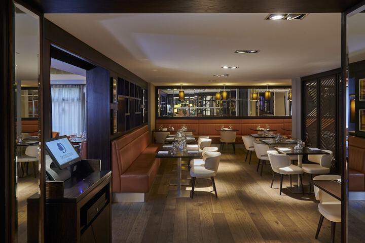 Dining 60 of 128