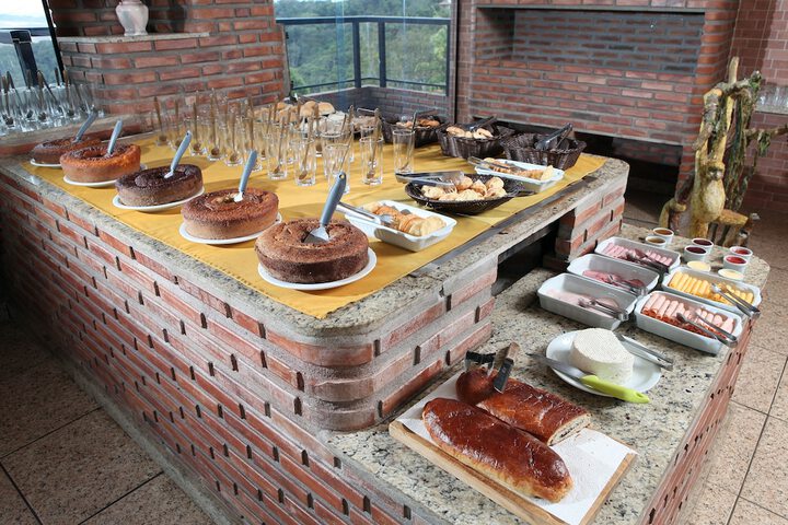 Dining 105 of 147