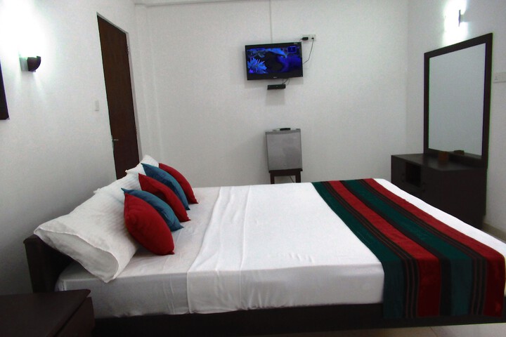 Room 4 of 58
