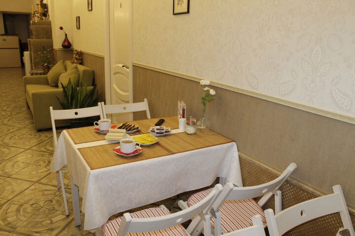 Dining 58 of 75