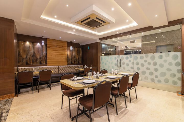Dining 143 of 161