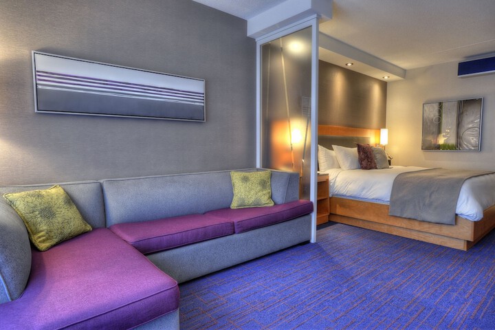 Room 27 of 46