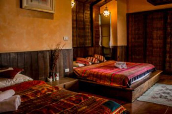 Hotel Suite Photo