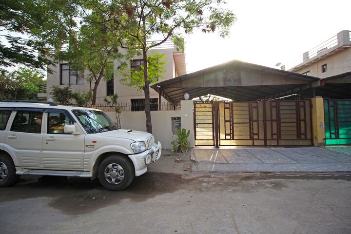 HOTEL EDEN GREENS BY OYO ROOMS