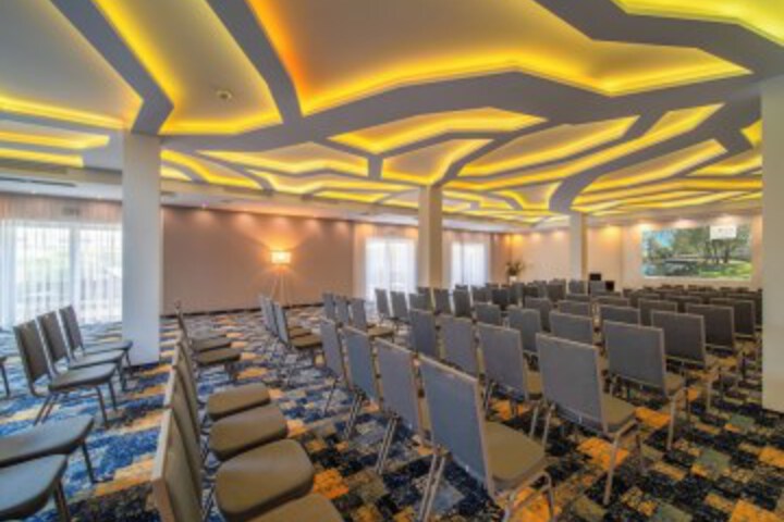 Ballroom/Hall 26 of 58