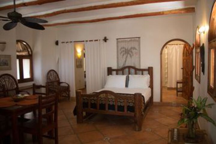 Room 2 of 110
