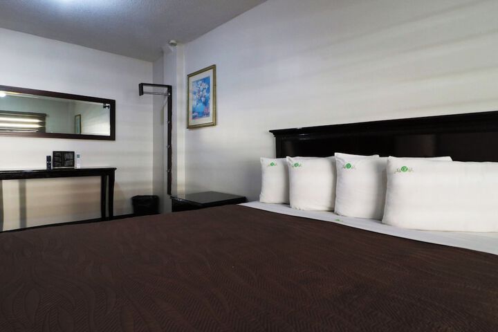 Room 6 of 58