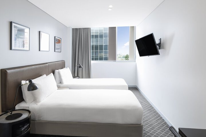 Room 12 of 31