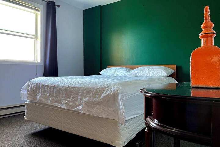 Room 54 of 111