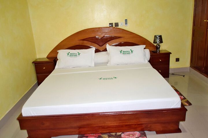 Room 8 of 20