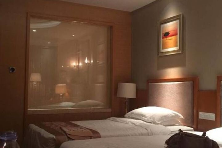 Room 55 of 75