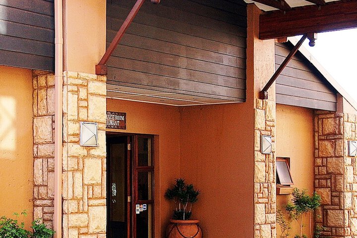 Hotel 125 of 131