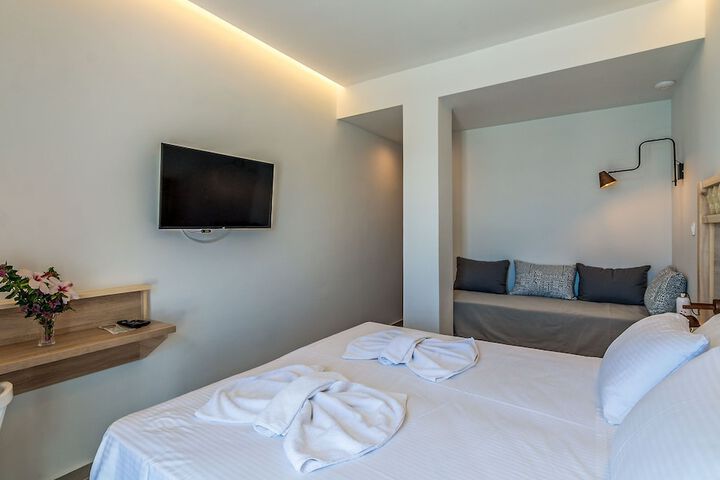 Room 16 of 56