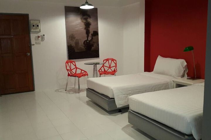 Room 14 of 74