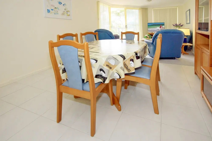 Room 4 of 14