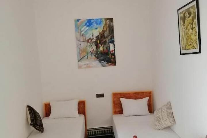 Room 7 of 32