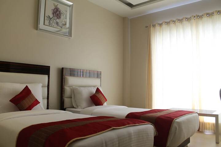 Room 15 of 34