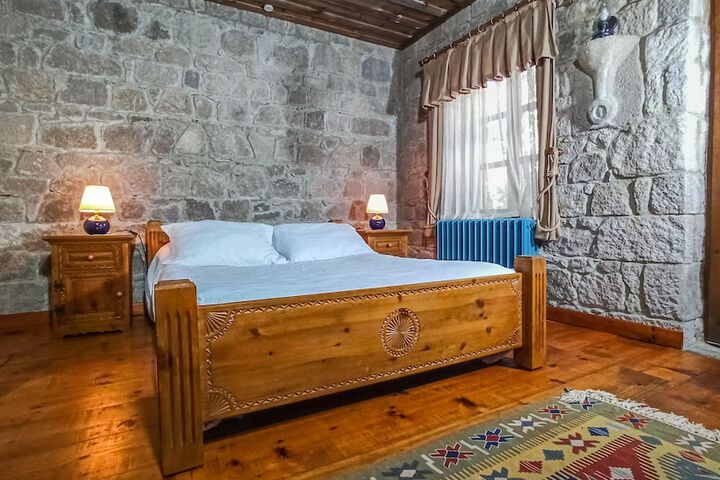 Room 5 of 39