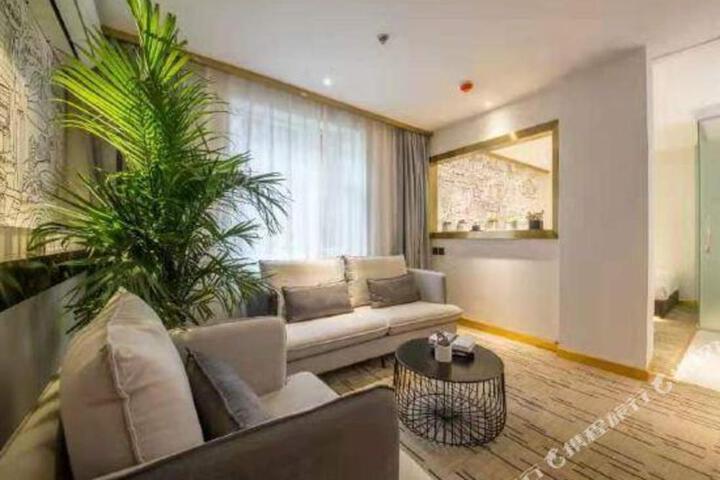 Kunming Liyue City Hotel