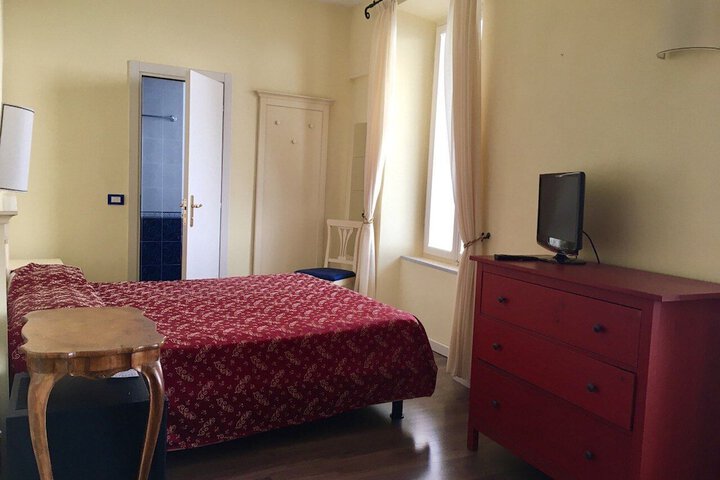 Room 11 of 57
