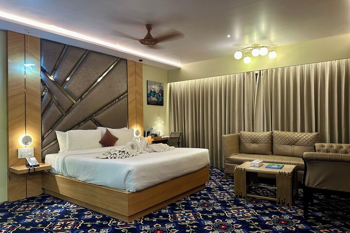 Room 17 of 46