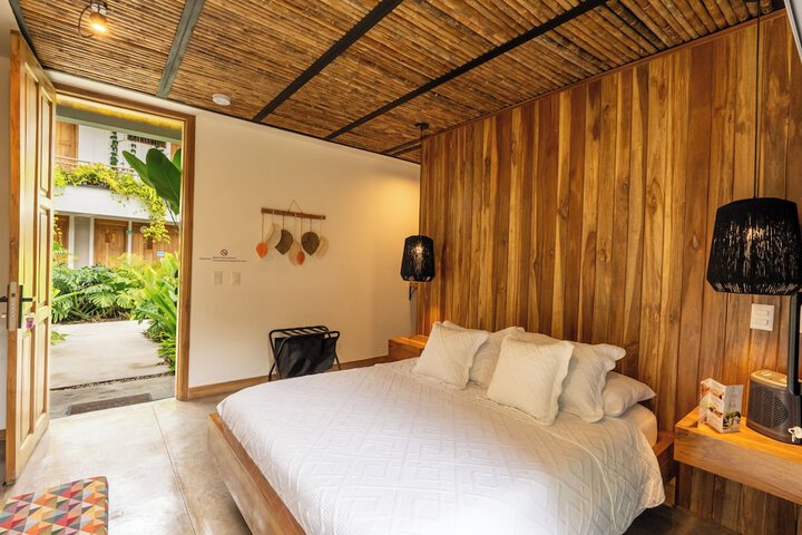 Room 15 of 41