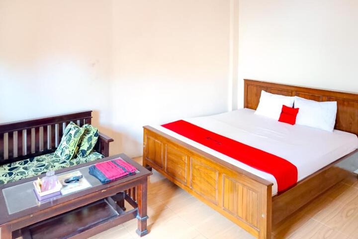 RedDoorz at Dewa Breeze Inn Near Paralayang