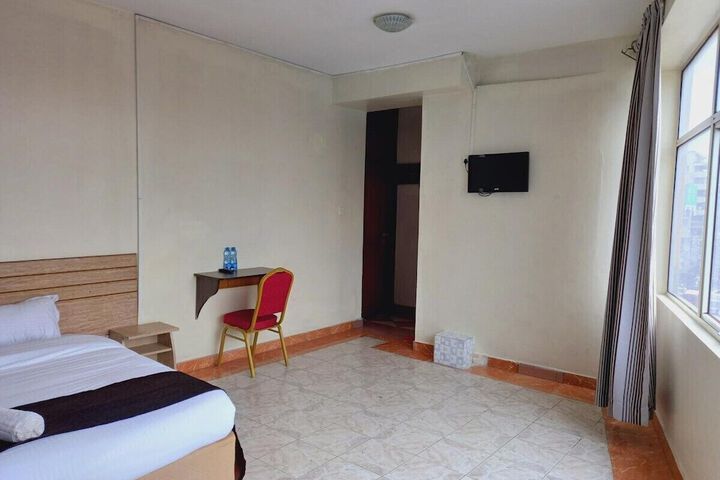 Room 3 of 26