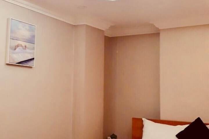 Room 21 of 58