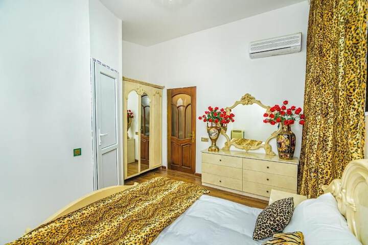 Room 14 of 47