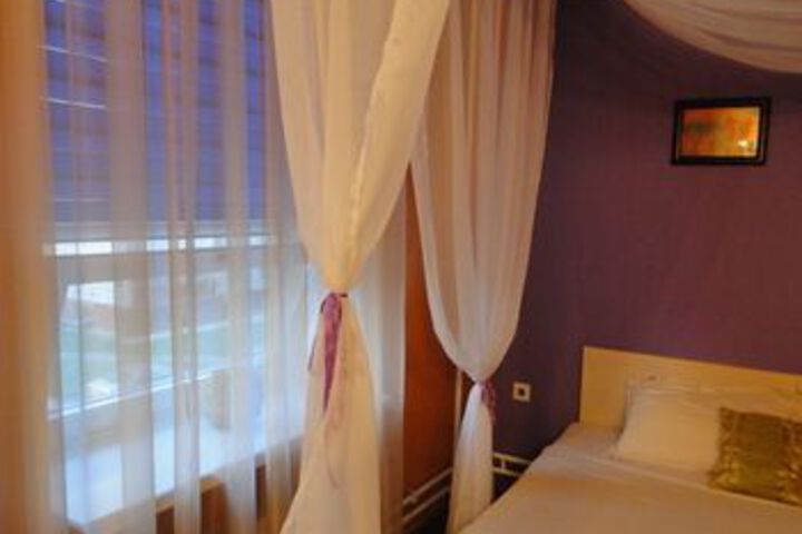 Room 29 of 103
