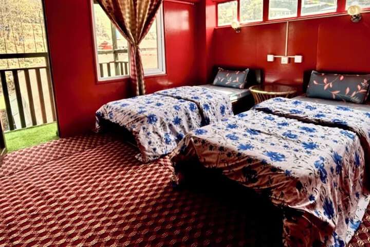 Room 6 of 22