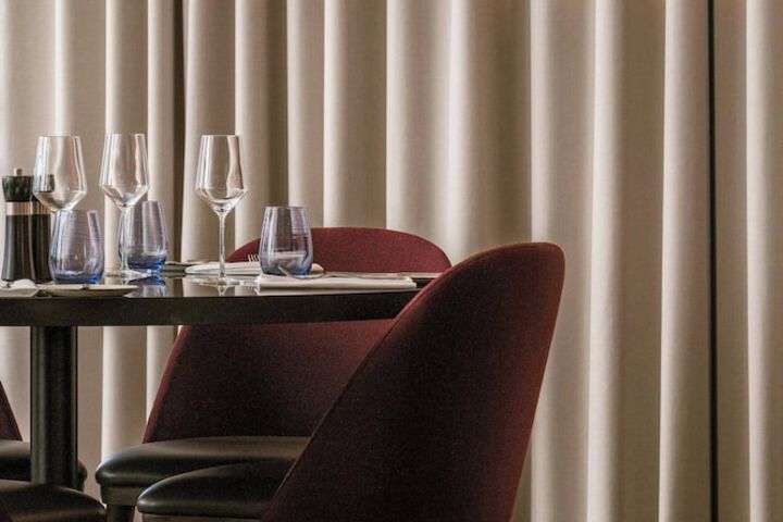 Dining 67 of 160